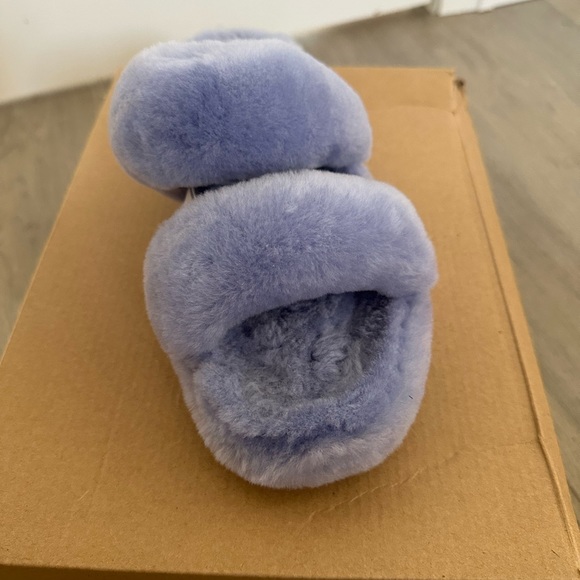 UGG Fluff Slides - Picture 3 of 3